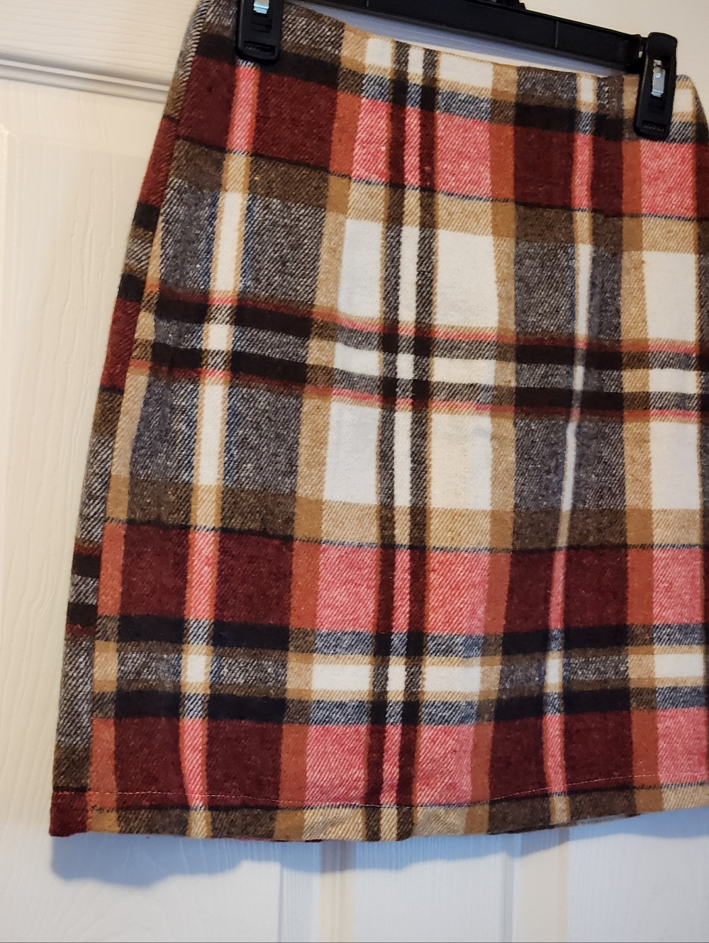 NWOT LADIES SKIRT SZ SMALL - Picture 2 of 6